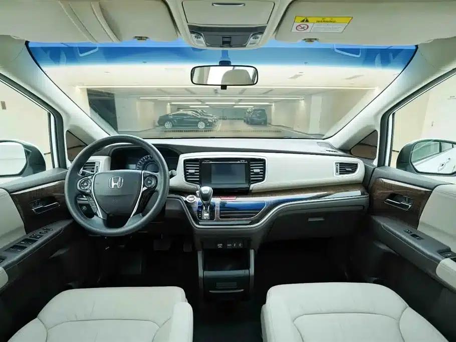2017 Odyssey 2.4L Luxury Edition — миниатюра 20
