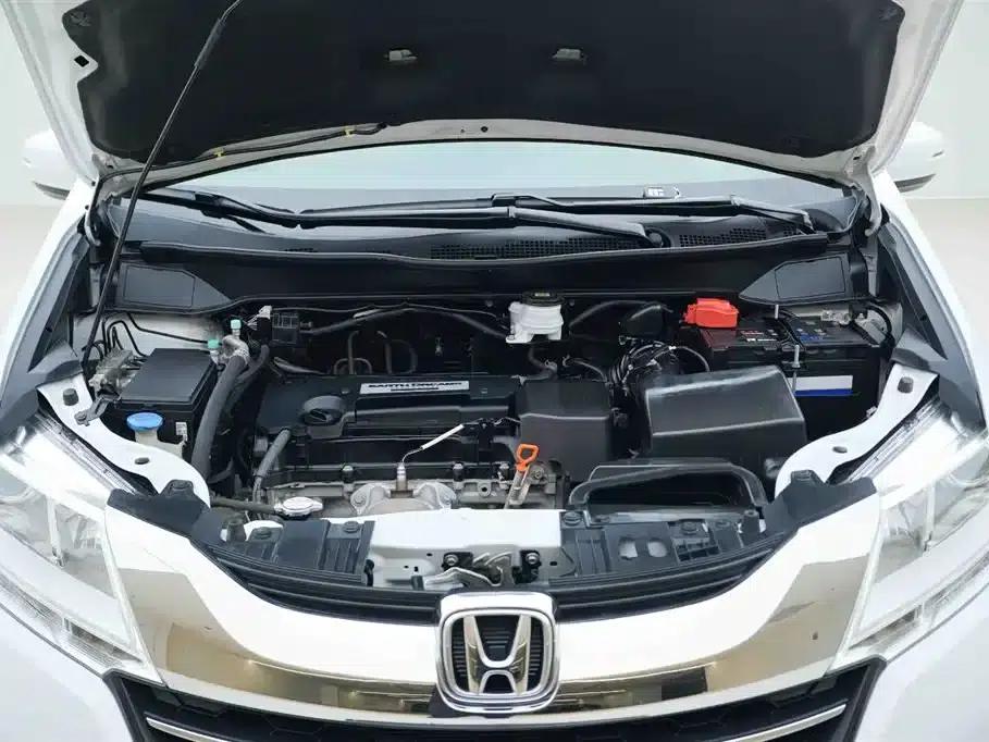 2017 Odyssey 2.4L Luxury Edition — миниатюра 7