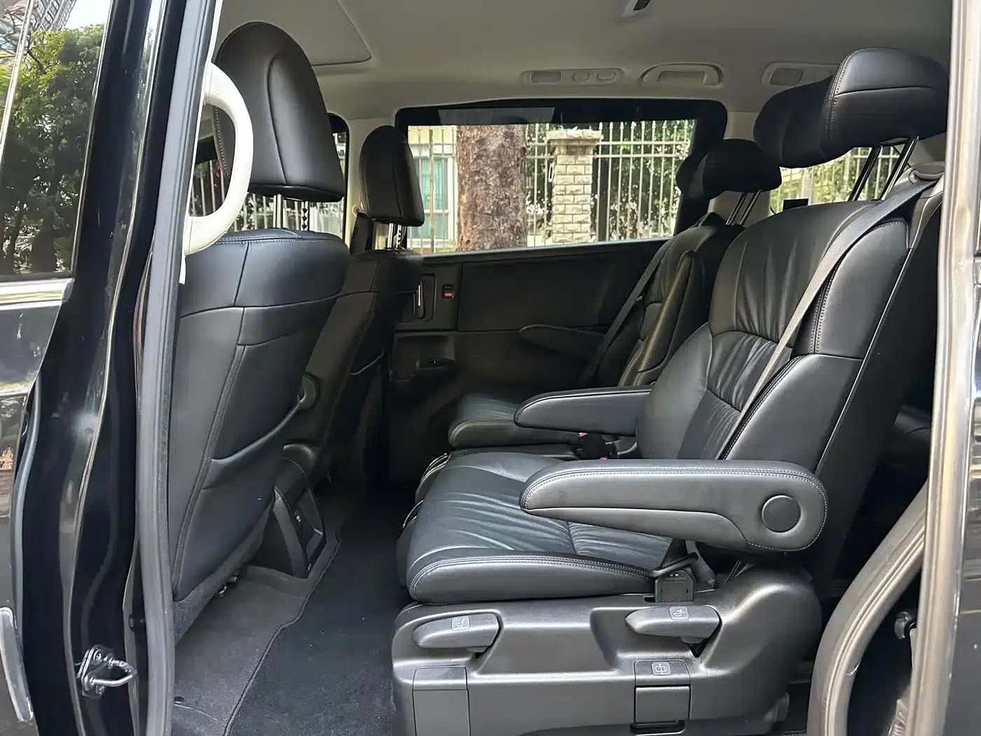 Odyssey 2022 2.0L e:HEV Elite Edition — миниатюра 11