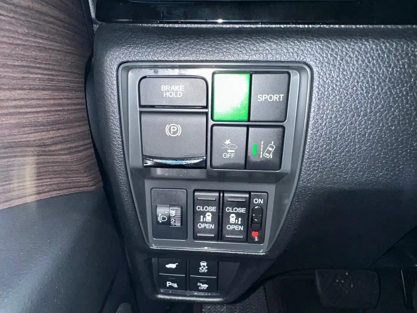 Odyssey 2022 2.0L e:HEV Elite Edition — миниатюра 6