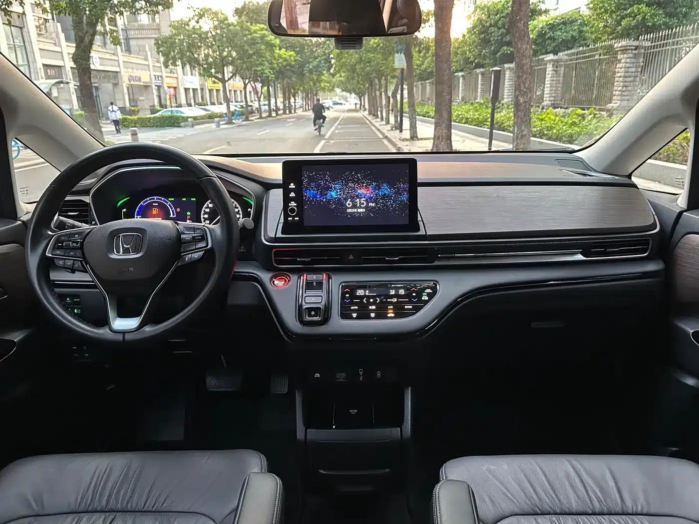 Odyssey 2022 2.0L e:HEV Elite Edition — миниатюра 10