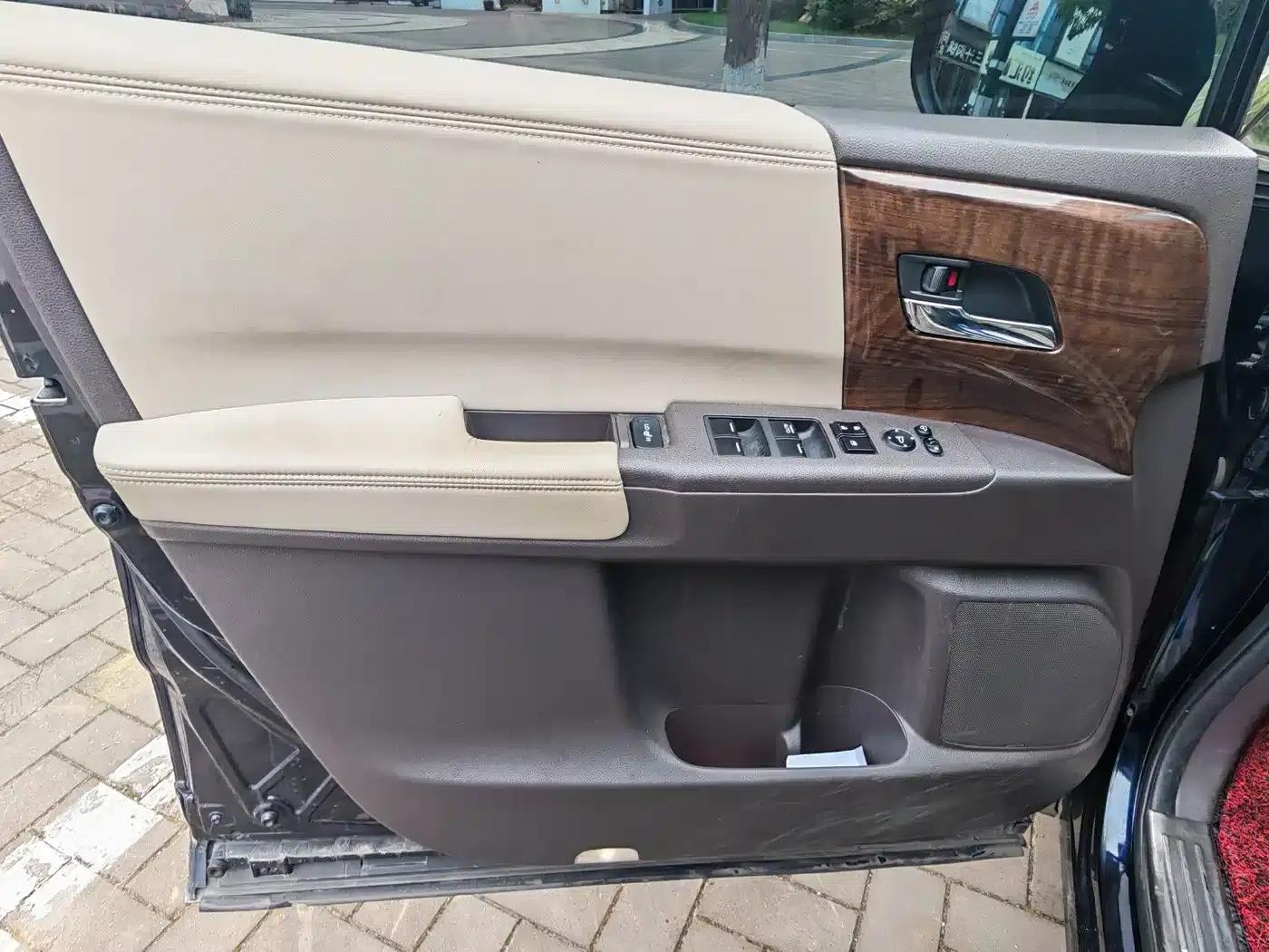 2015 Odyssey Facelift 2.4L Luxury Edition — миниатюра 11