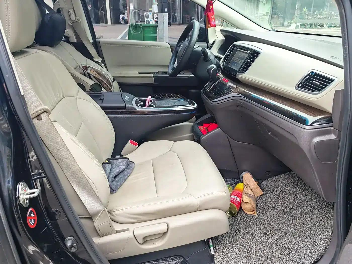 2015 Odyssey Facelift 2.4L Luxury Edition — миниатюра 19