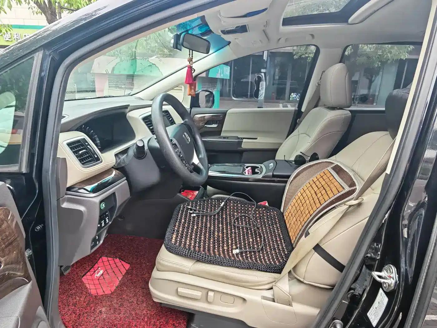 2015 Odyssey Facelift 2.4L Luxury Edition — миниатюра 8