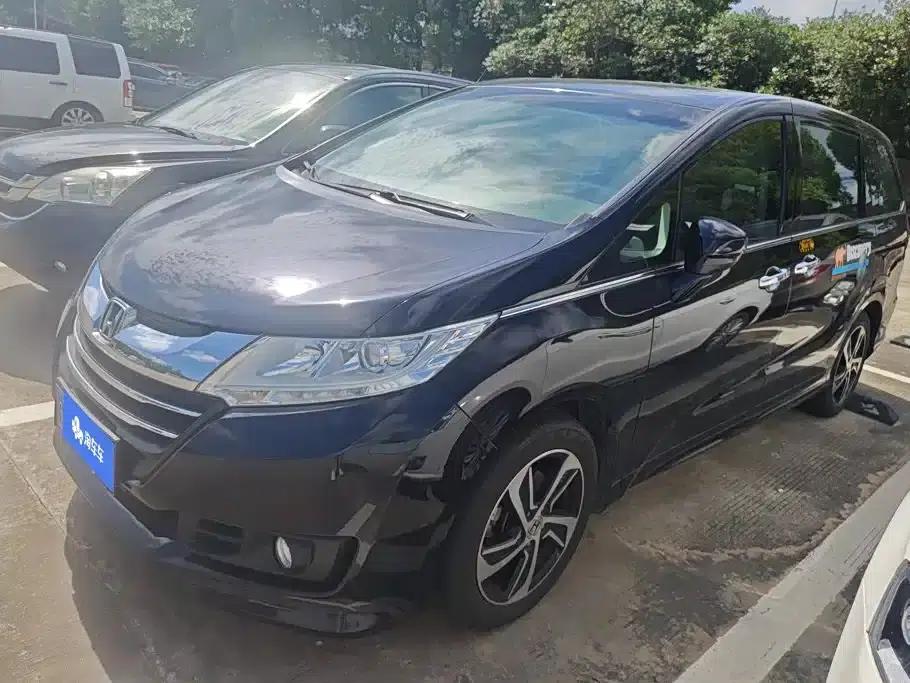 2017 Odyssey 2.4L Luxury Edition — миниатюра 1