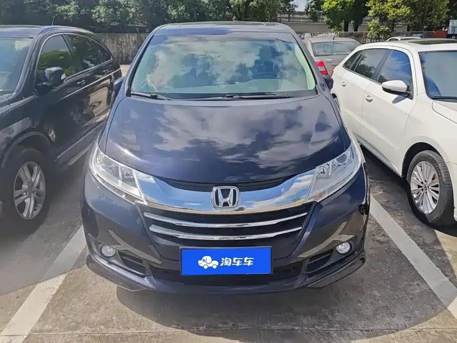 2017 Odyssey 2.4L Luxury Edition — миниатюра 2