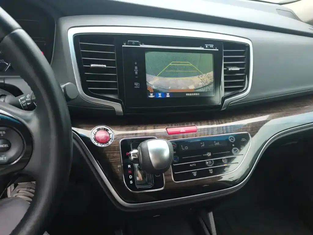 2015 Odyssey Facelift 2.4L Smart Edition — миниатюра 13