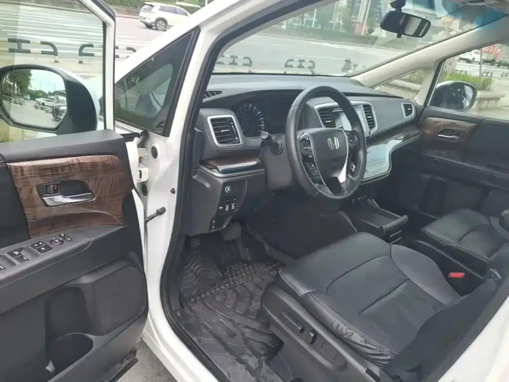 2015 Odyssey Facelift 2.4L Smart Edition — миниатюра 16