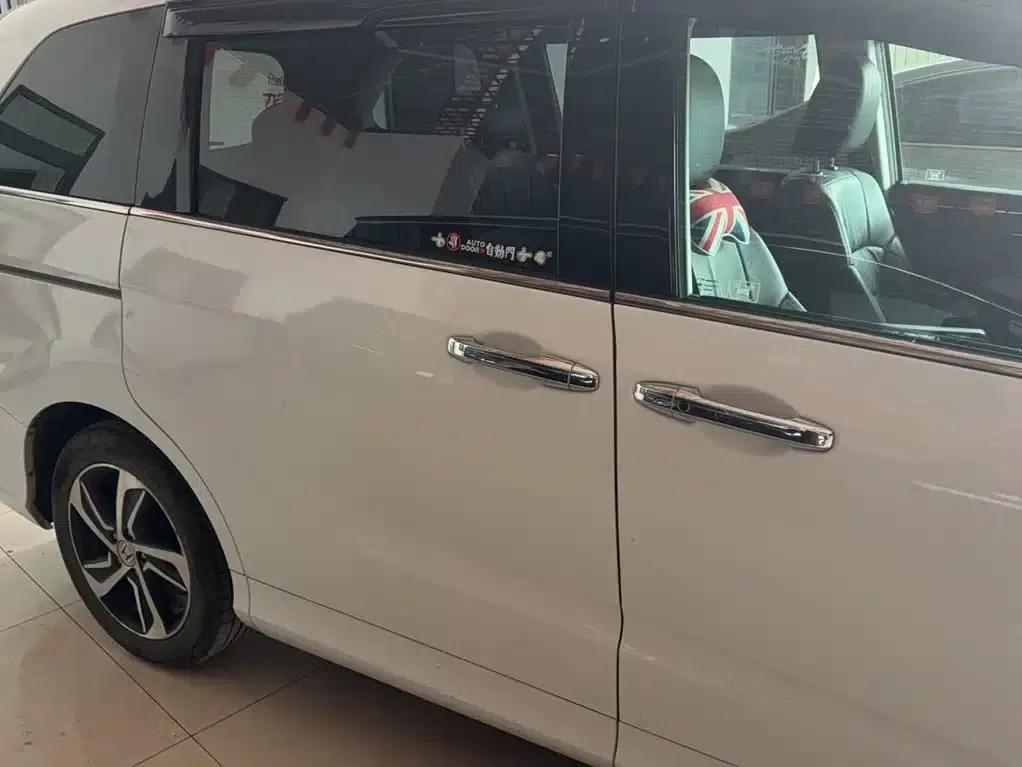 2015 Odyssey Facelift 2.4L Smart Edition — миниатюра 22