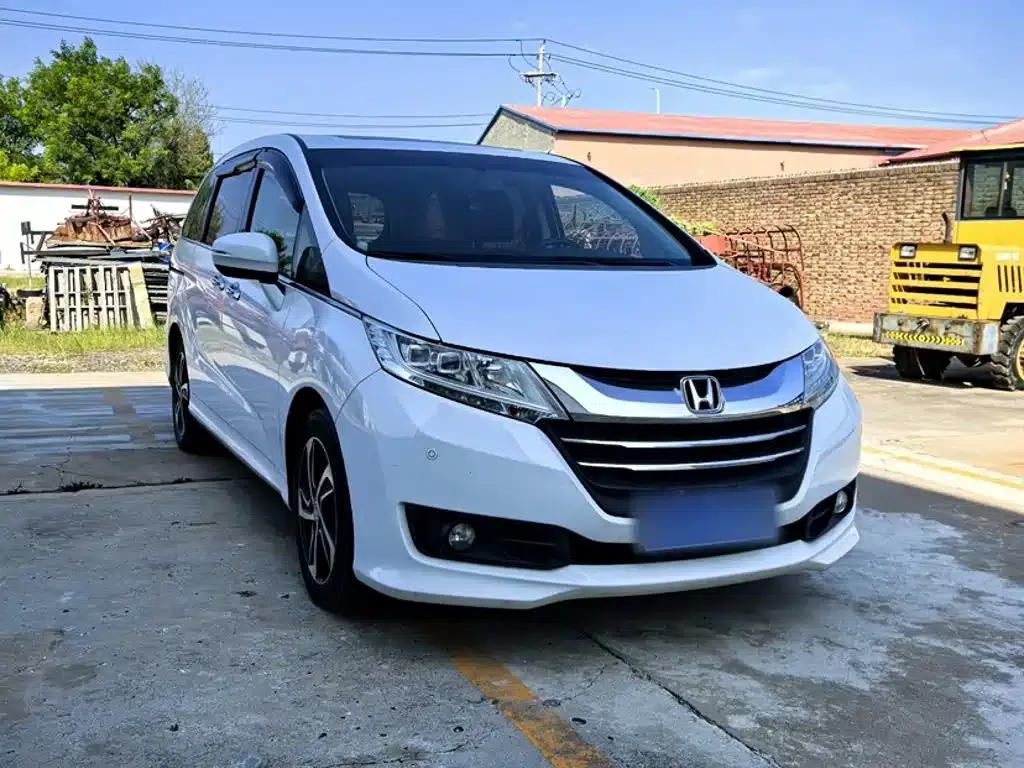 2015 Odyssey Facelift 2.4L Smart Edition — миниатюра 25