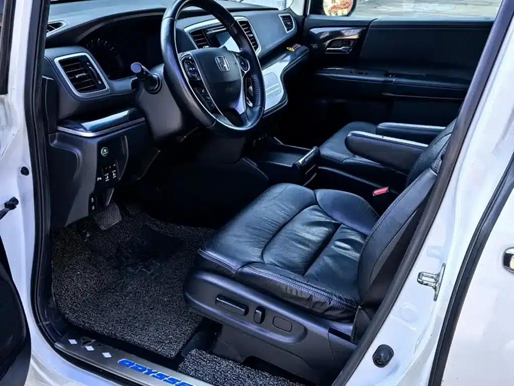 2015 Odyssey Facelift 2.4L Smart Edition — миниатюра 10