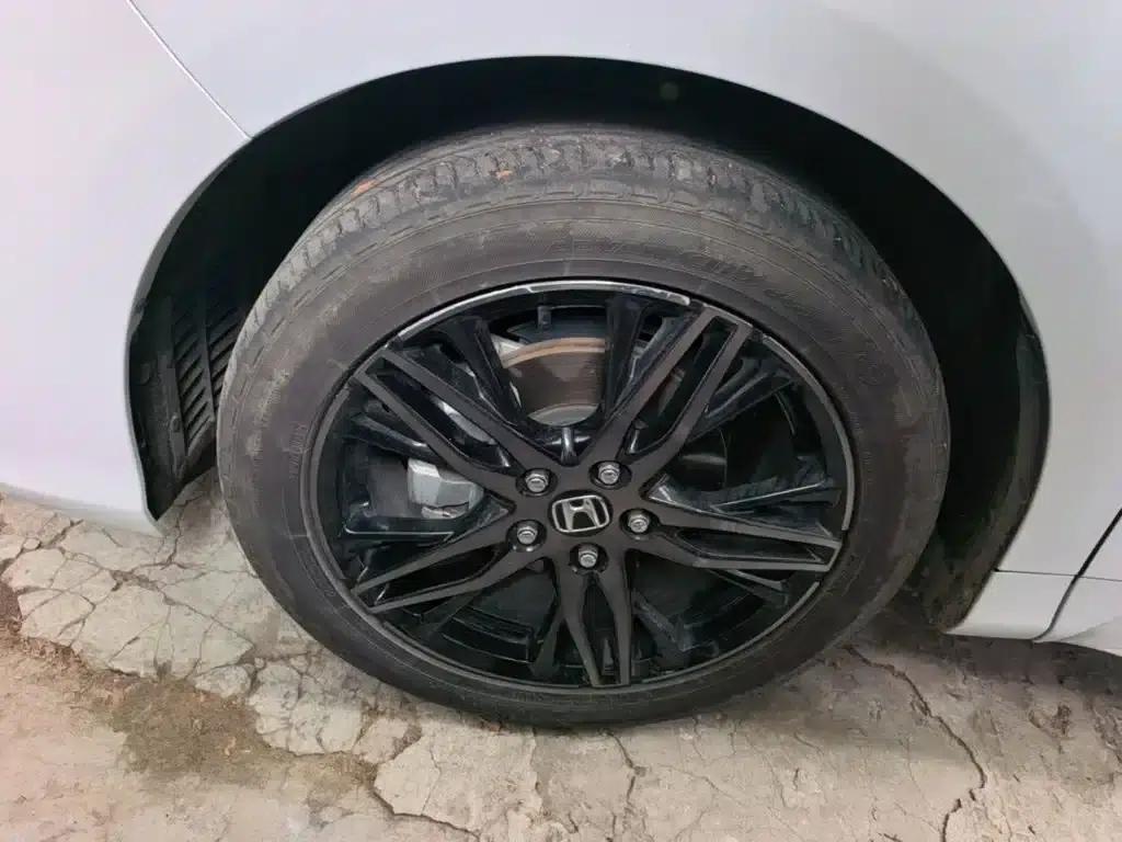 2022 Odyssey 2.0L e:HEV Elite Supreme Edition — миниатюра 23