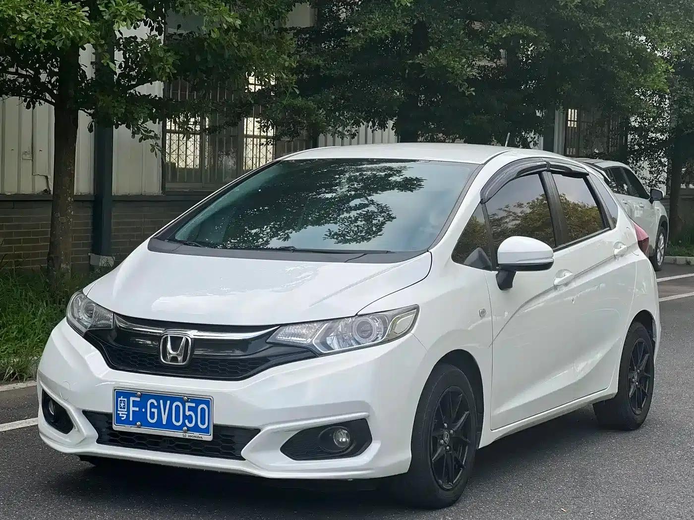 Honda Fit 2018 1.5L CVT Comfort Edition — миниатюра 1