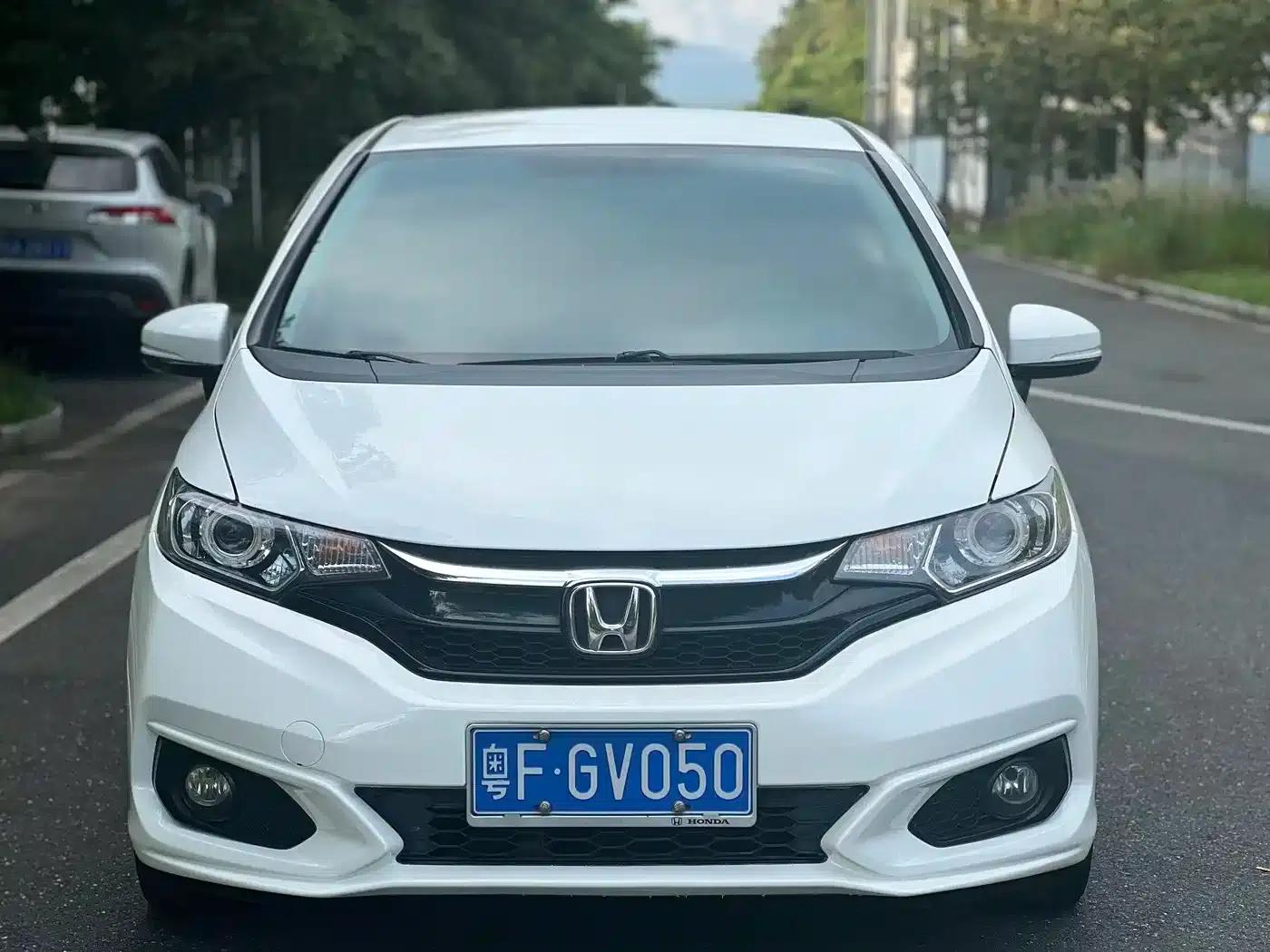 Honda Fit 2018 1.5L CVT Comfort Edition — миниатюра 2