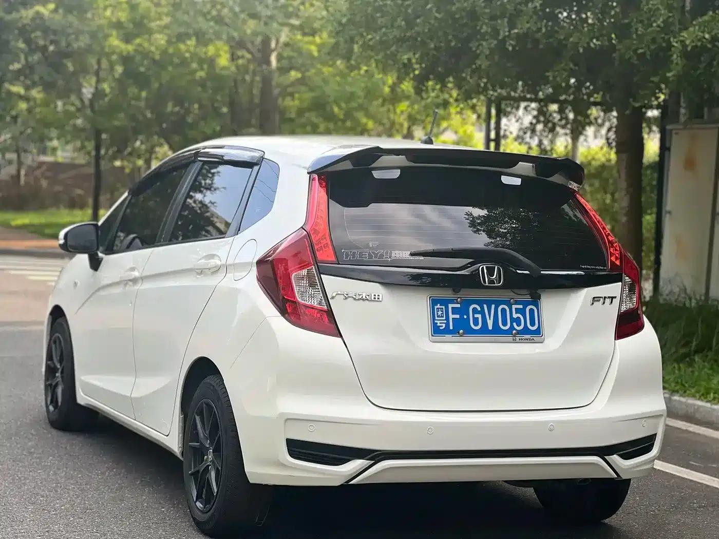 Honda Fit 2018 1.5L CVT Comfort Edition — миниатюра 12