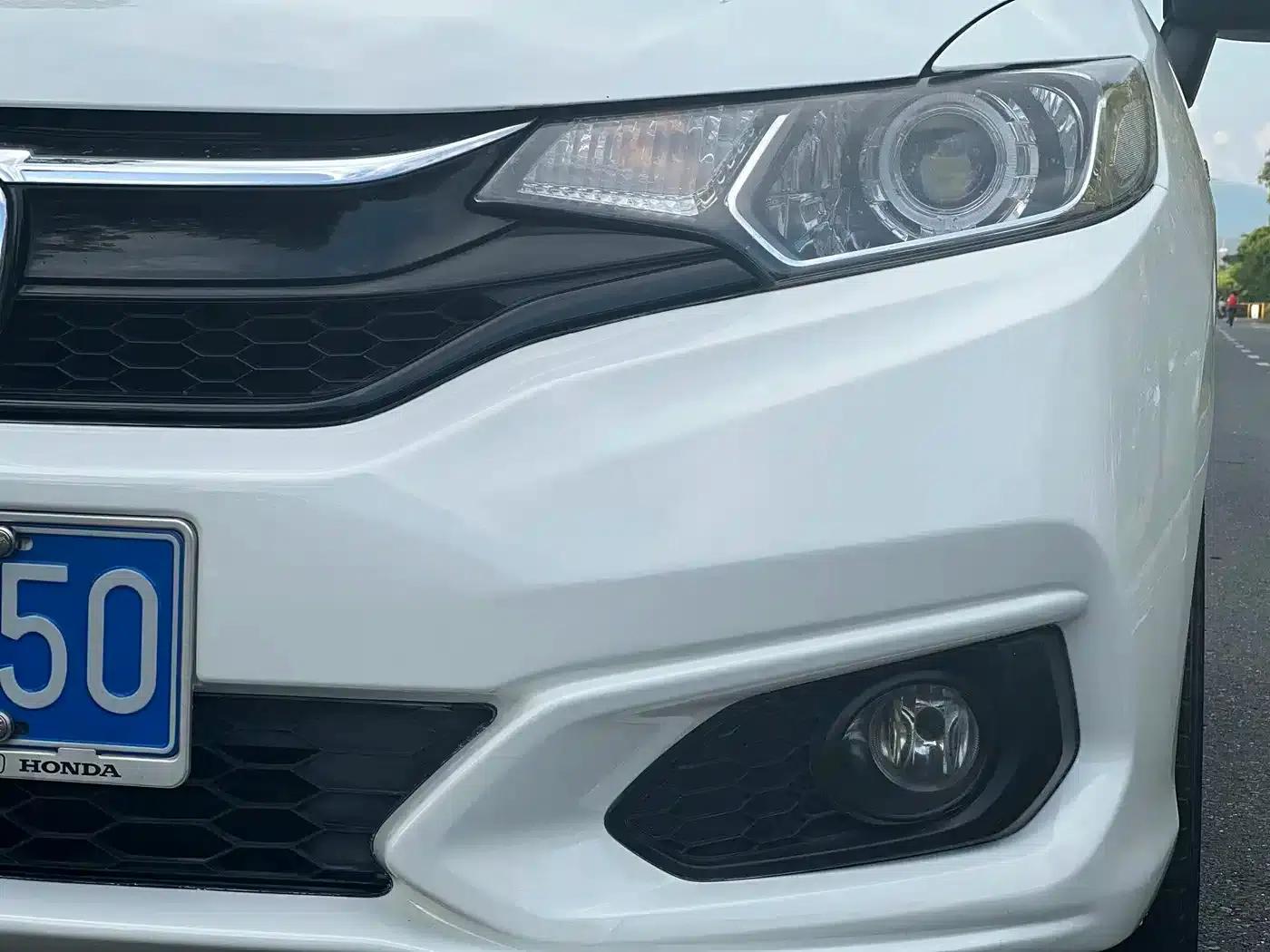 Honda Fit 2018 1.5L CVT Comfort Edition — миниатюра 4