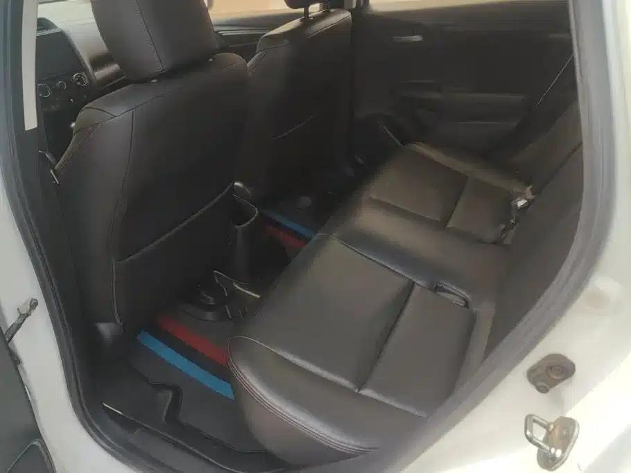 Honda Fit 2016 1.5L LXS CVT Comfort Sunroof Edition — миниатюра 11