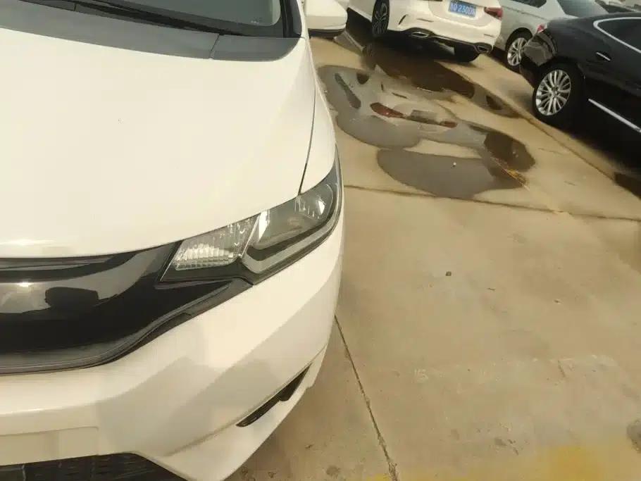 Honda Fit 2016 1.5L LXS CVT Comfort Sunroof Edition — миниатюра 5