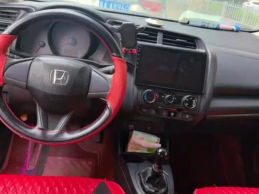 Honda Fit 2014 1.5L LX Manual Comfort Model — миниатюра 12