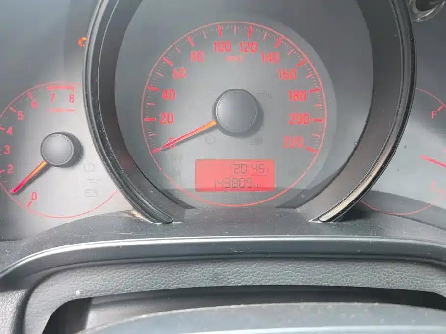 Honda Fit 2014 1.5L LX Manual Comfort Model — миниатюра 14
