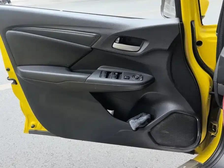 Honda Fit 2014 1.5L LX Manual Comfort Model — миниатюра 7