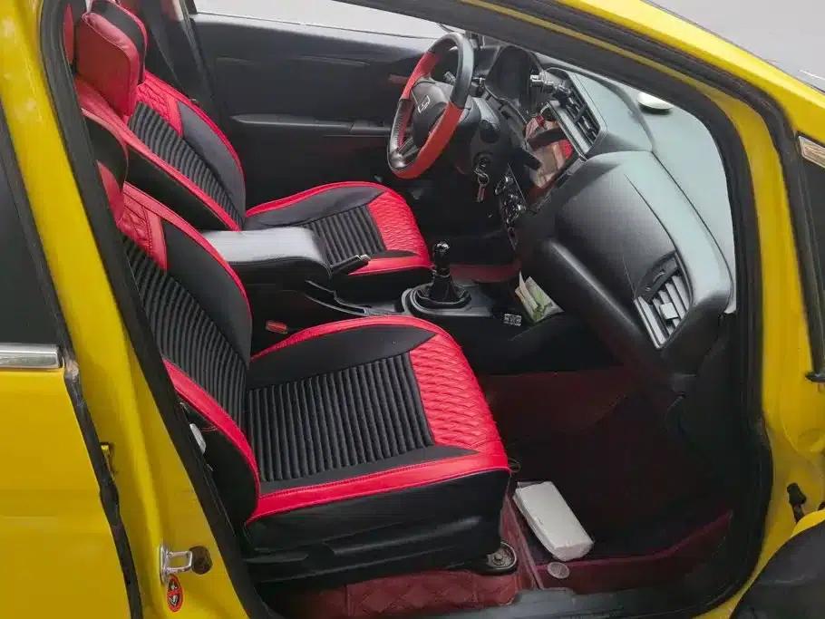 Honda Fit 2014 1.5L LX Manual Comfort Model — миниатюра 8