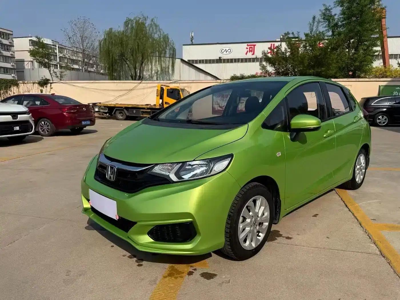Honda Fit 2018 1.5L CVT Comfort Sunroof Edition — миниатюра 1