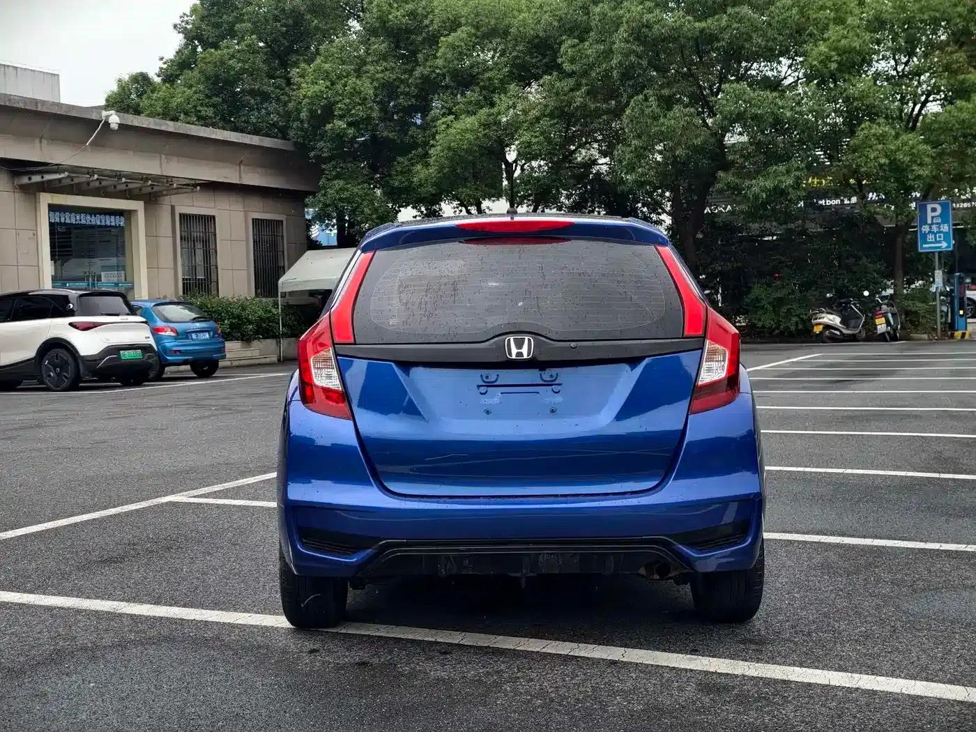 Honda Fit 2018 1.5L CVT Comfort Edition — миниатюра 6
