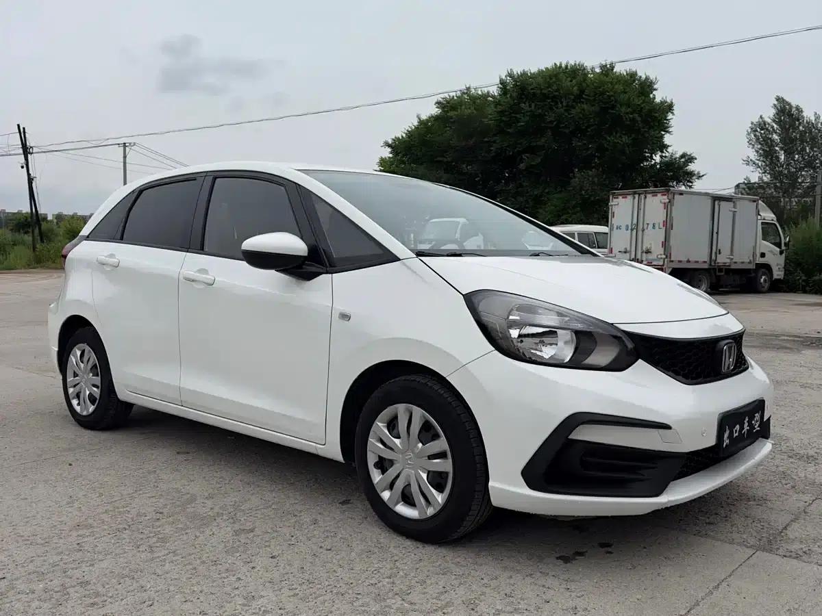 Honda Fit 2021 1.5L CVT Trend Edition — миниатюра 3