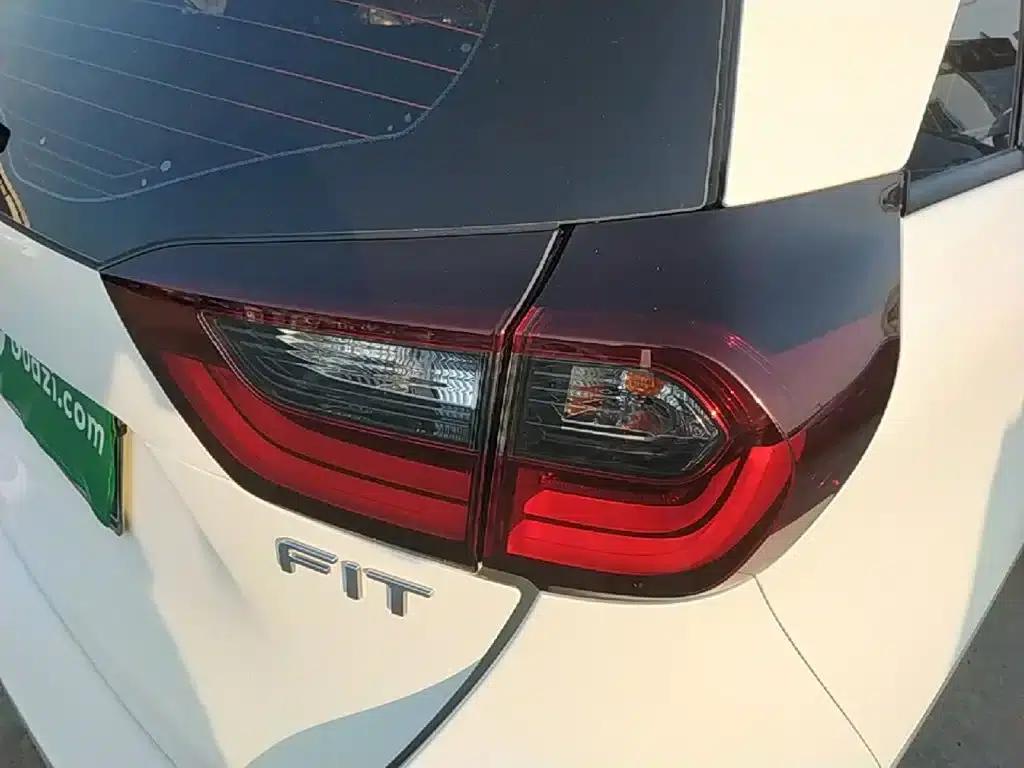Honda Fit 2021 1.5L CVT Trend Edition — миниатюра 8