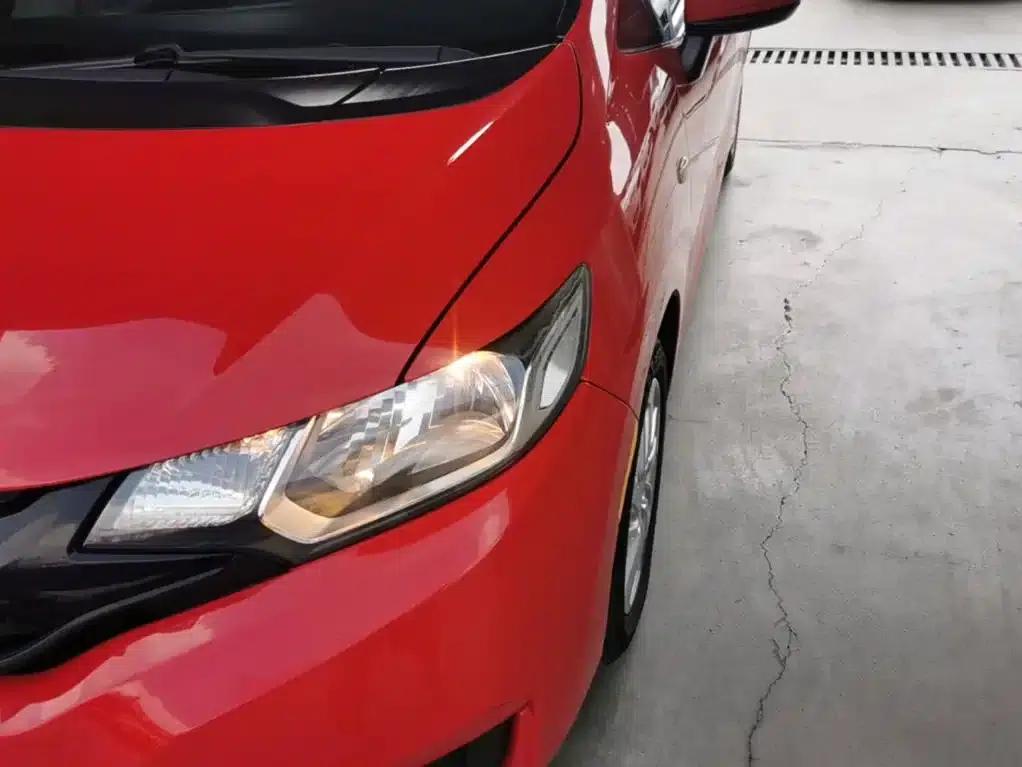 Honda Fit 2016 1.5L LX Manual Comfort Model — миниатюра 24