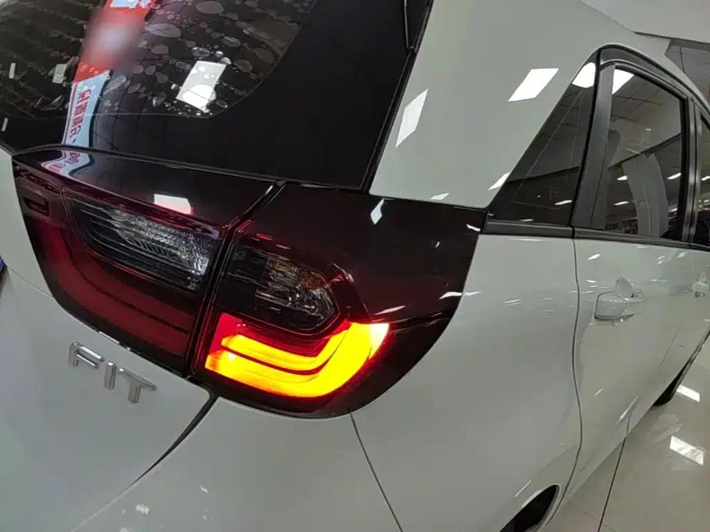 Honda Fit 2021 1.5L CVT Sport Edition — миниатюра 8
