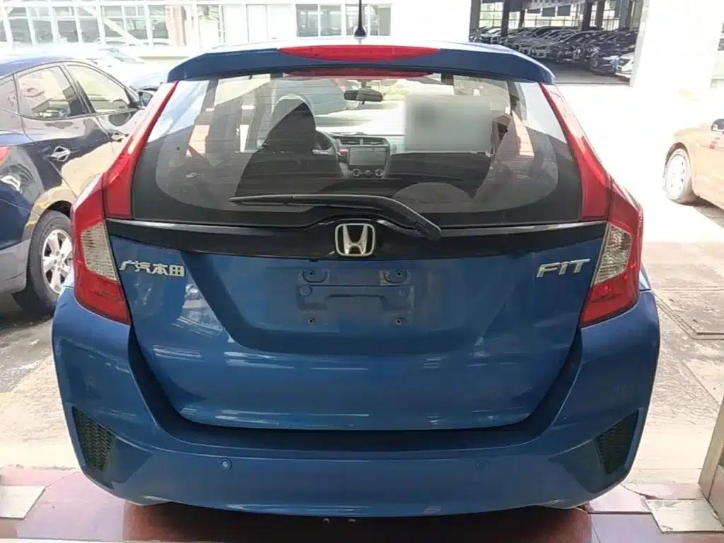 Honda Fit 2016 1.5L LXS CVT Comfort Sunroof Edition — миниатюра 6