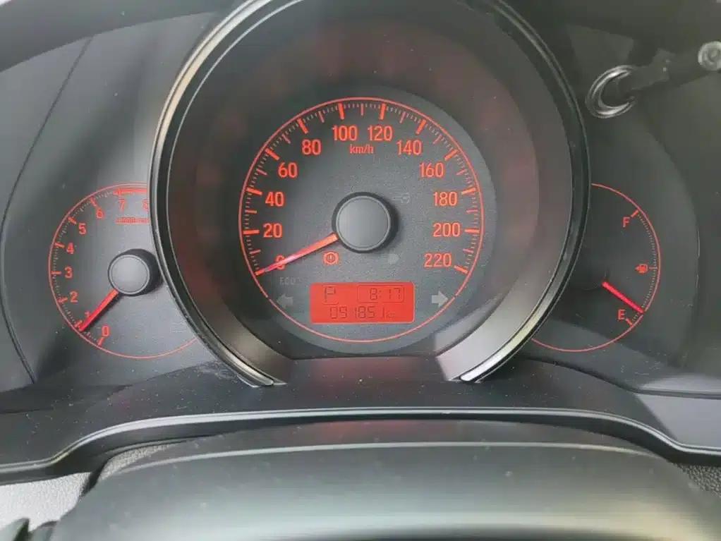 Honda Fit 2018 1.5L CVT Comfort Edition — миниатюра 12