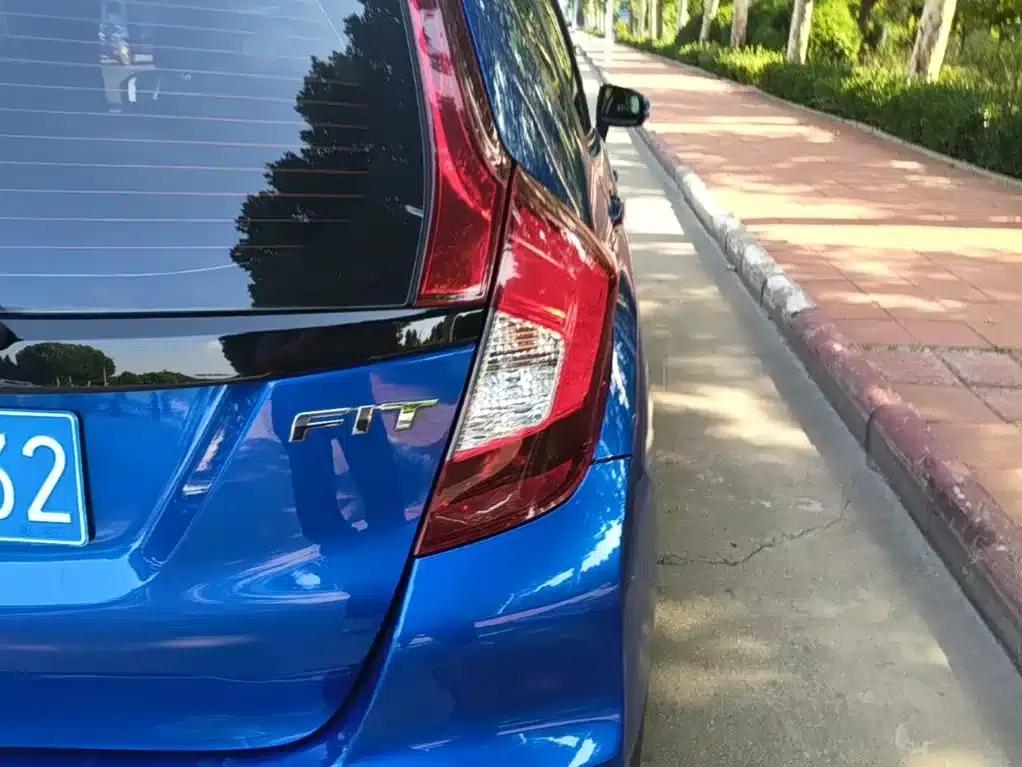 Honda Fit 2018 1.5L CVT Comfort Edition — миниатюра 8
