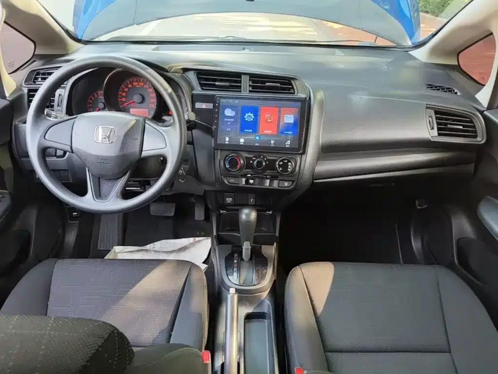 Honda Fit 2018 1.5L CVT Comfort Edition — миниатюра 10
