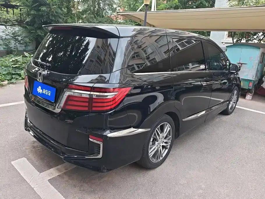 Elysion 2019 2.0L Hybrid Luxury Edition — миниатюра 3