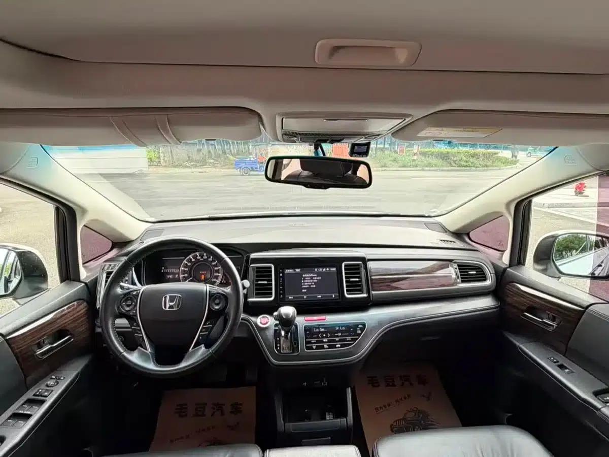 Elysion 2016 2.4L Luxury Edition — миниатюра 9