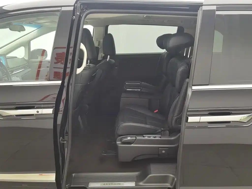 Elysion 2022 2.0L e:HEV Luxury Edition — миниатюра 15