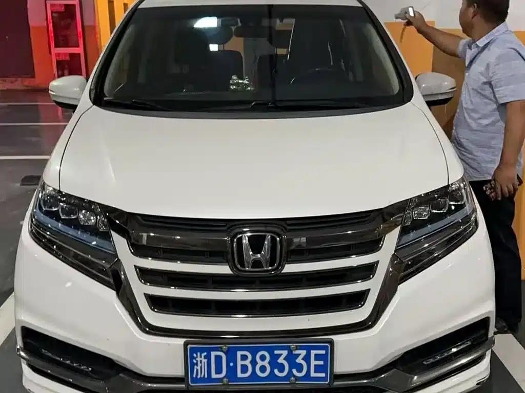 Elysion 2019 2.0L Hybrid Luxury Edition — миниатюра 2