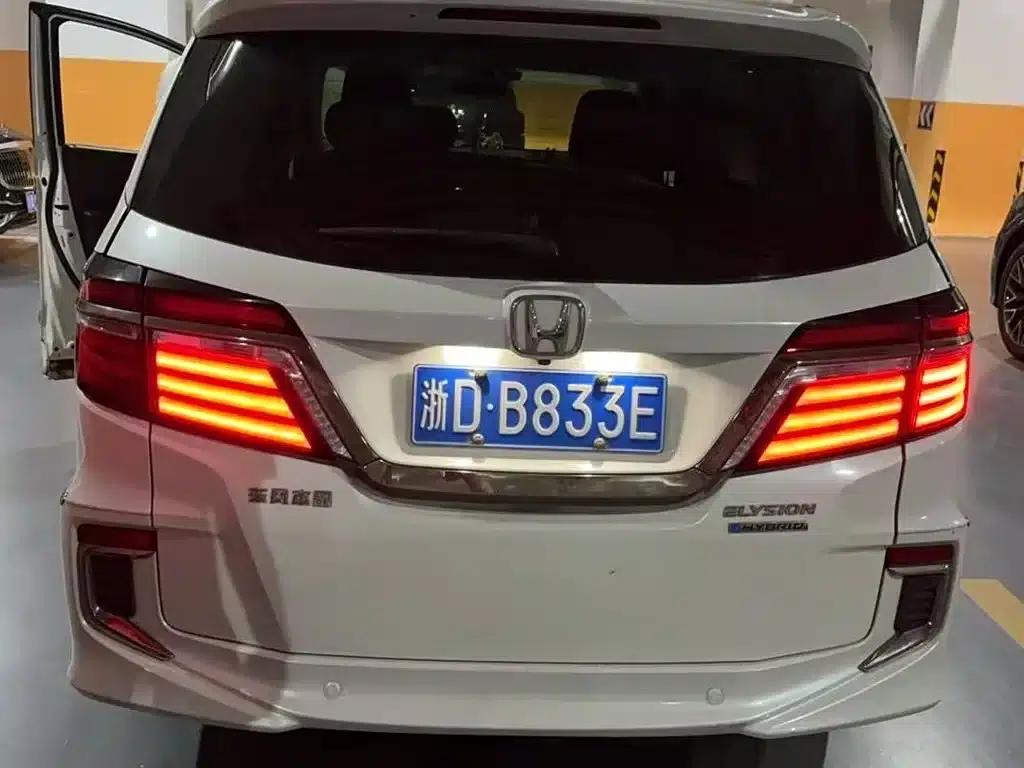 Elysion 2019 2.0L Hybrid Luxury Edition — миниатюра 3