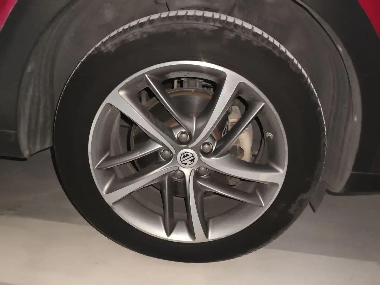 MG HS 2018 20T Automatic Two-Wheel Drive Hormone Passion Edition China V Standard — миниатюра 8