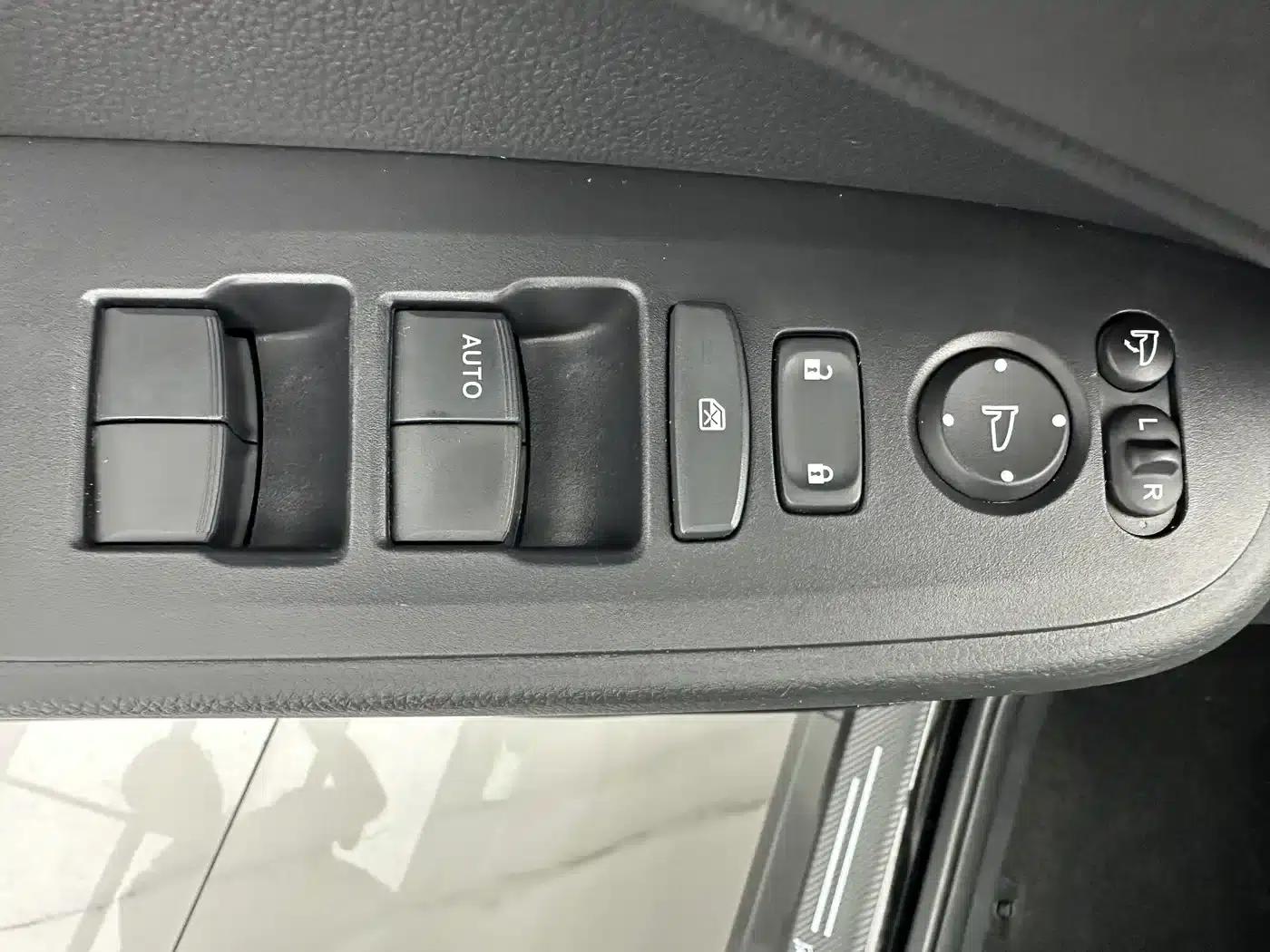 Honda XR-V 2023 1.5L CVT Trend Edition — миниатюра 12
