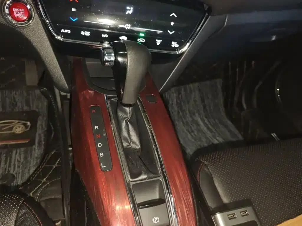 Honda XR-V 2015 1.8L VTi CVT Luxury Edition — миниатюра 11