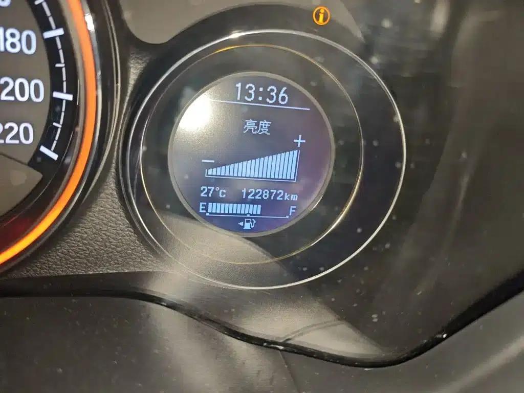 Honda XR-V 2015 1.8L VTi CVT Luxury Edition — миниатюра 9