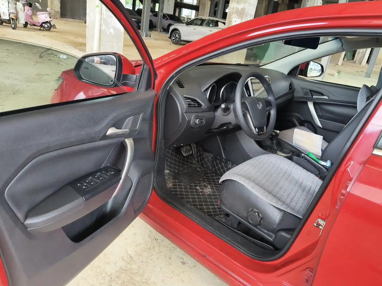 MG GT 2015 1.5T Automatic Elite Edition — миниатюра 16