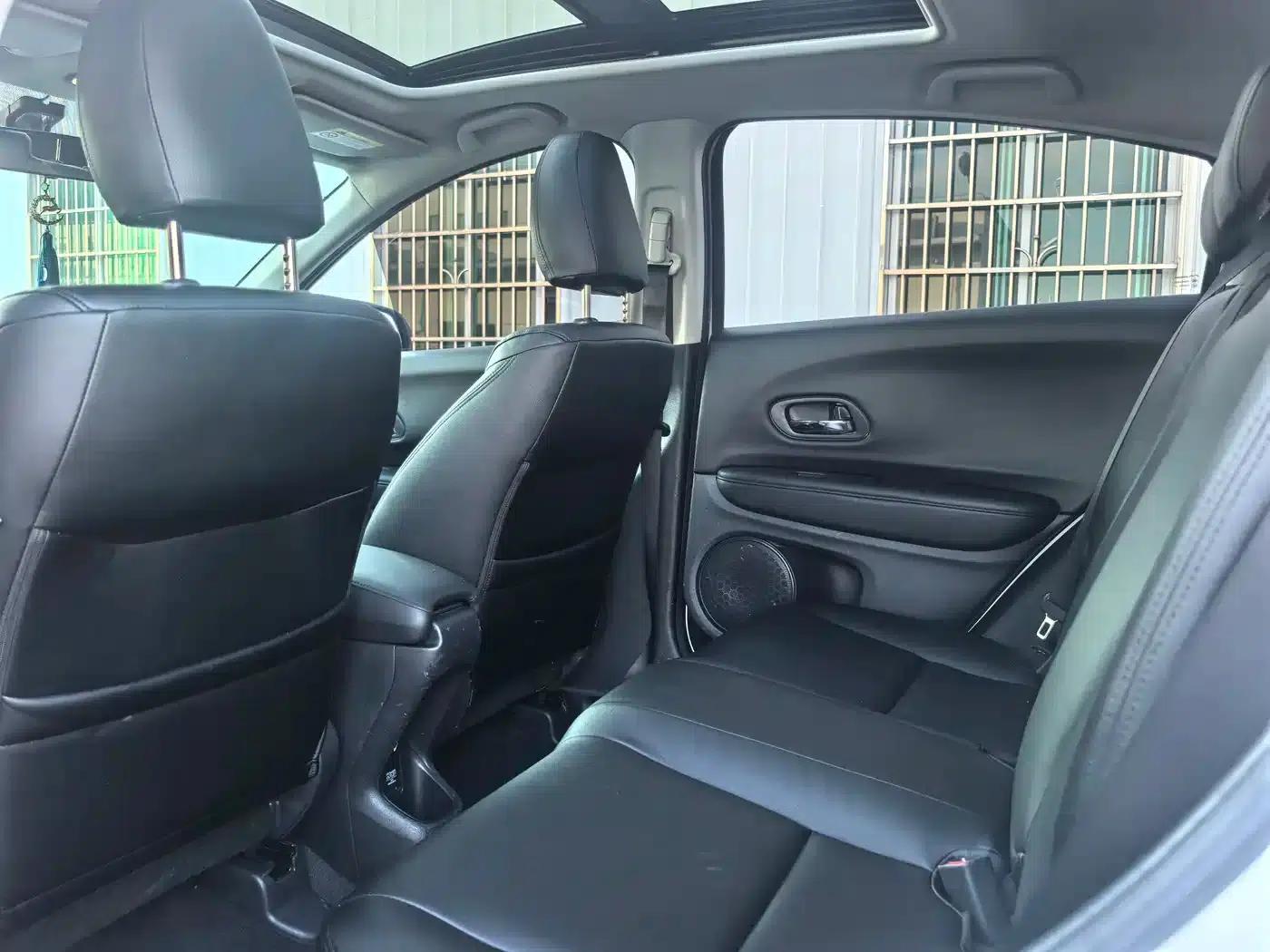 Vezel 2022 1.5L CVT Elite Smart Edition — миниатюра 5