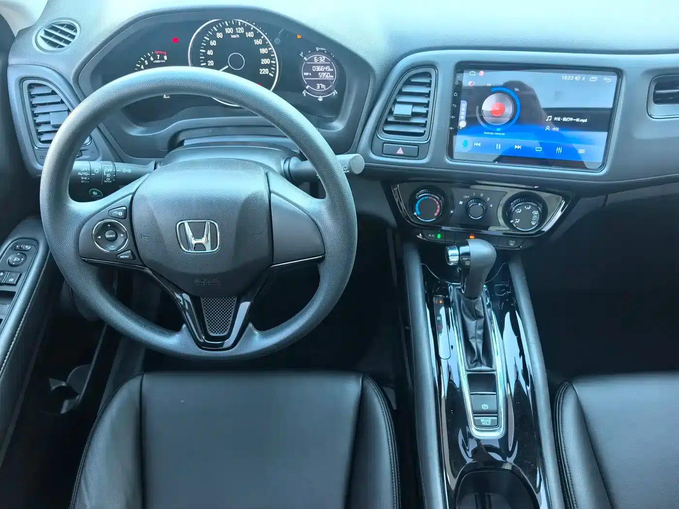 Vezel 2022 1.5L CVT Elite Smart Edition — миниатюра 9
