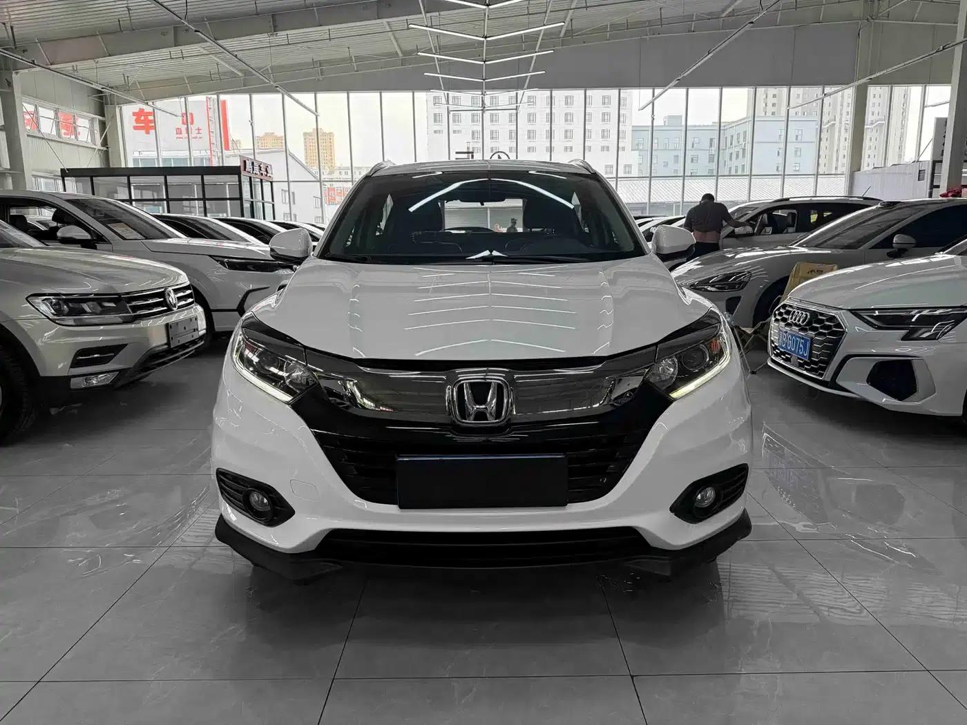 Vezel 2022 1.5L CVT Elite Smart Edition — миниатюра 2