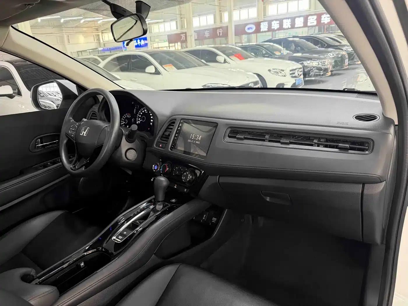 Vezel 2022 1.5L CVT Elite Smart Edition — миниатюра 18